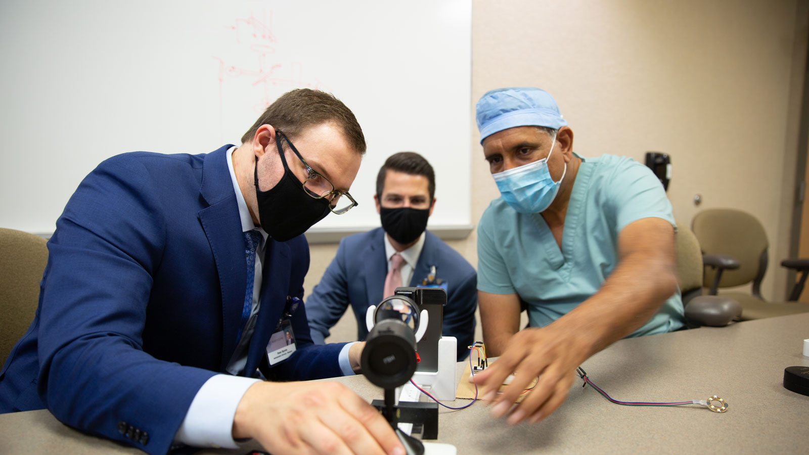 Dean Spyres and Mayo Clinic staff.