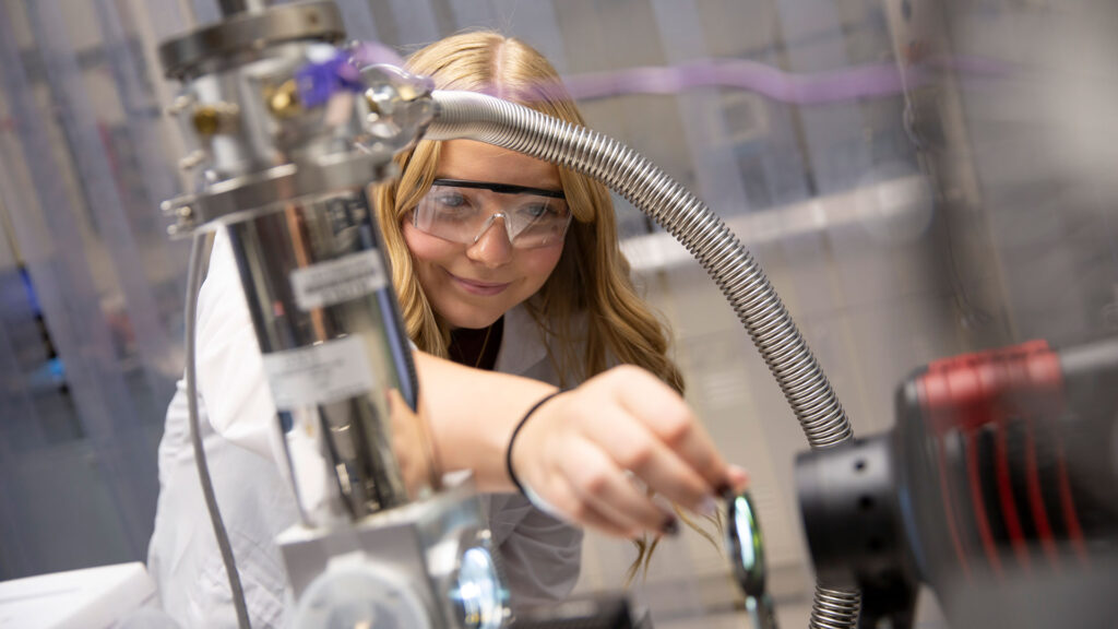 An ASU FURI student works in the lab.