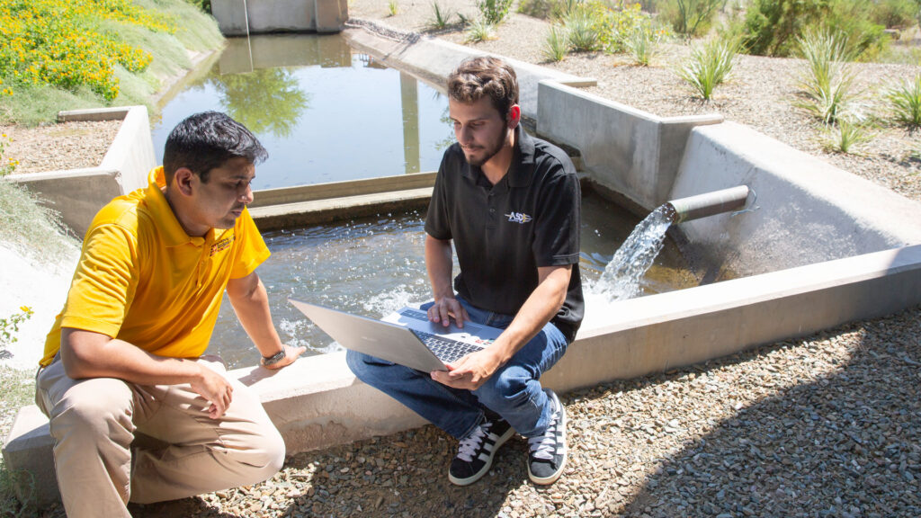 An ASU FURI student and mentor discuss water-related research.